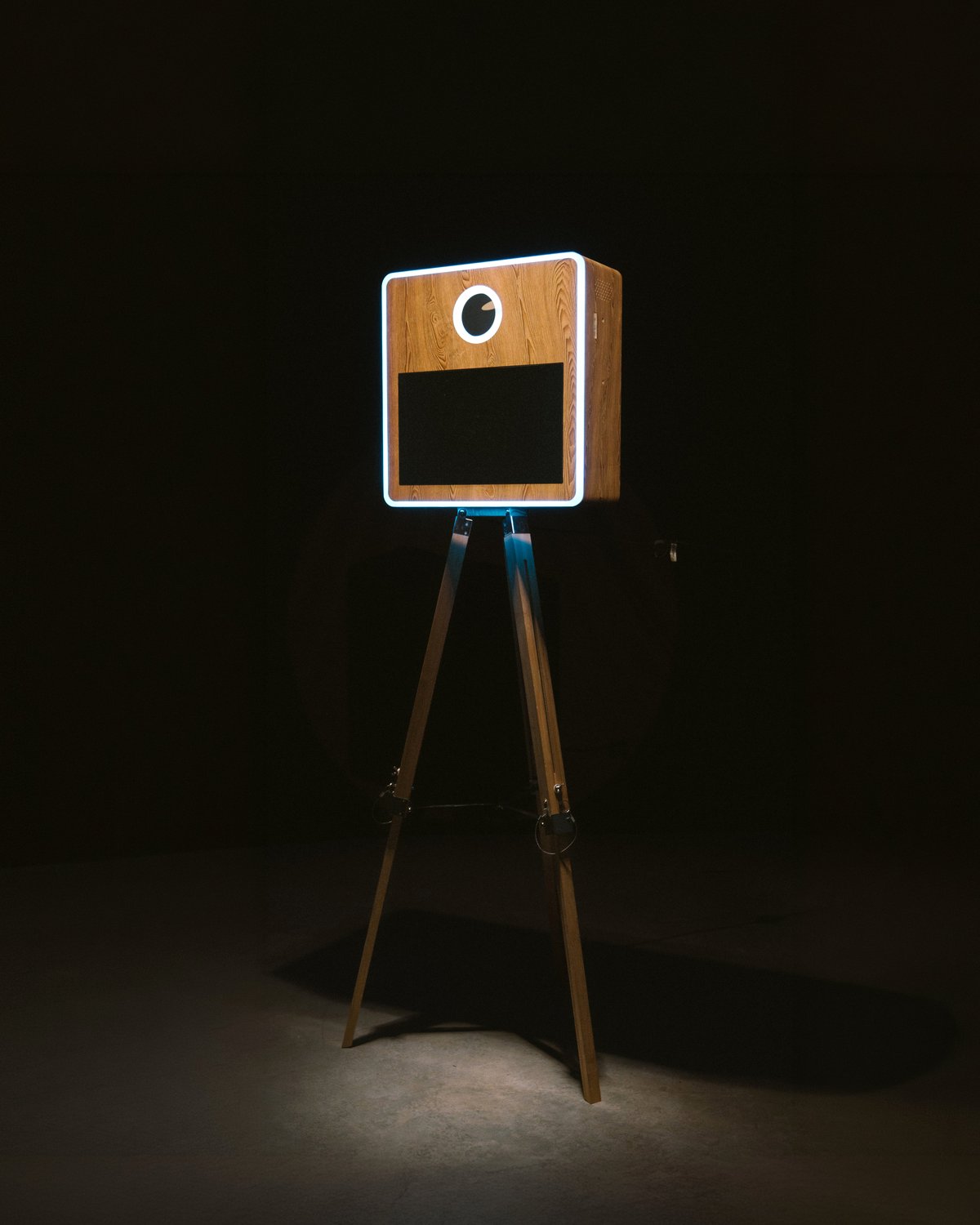 PicPop Wooden photo booth